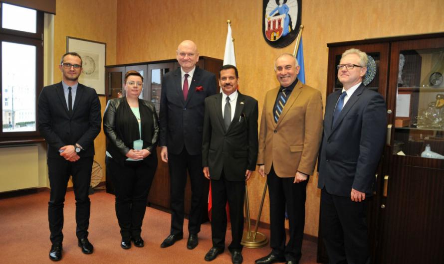 Ambasador Zjednoczonych Emiratów Arabskich w Toruniu 